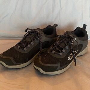 KEEN Women's Black Trail Hiking Running Shoes Athletic Sneakers Size 7.5